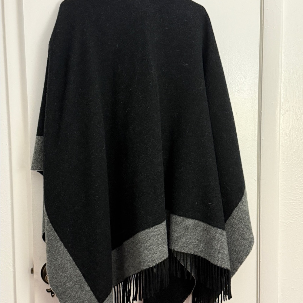 Black and Gray Fringe Cape (Ruana) - Picture 2 of 4